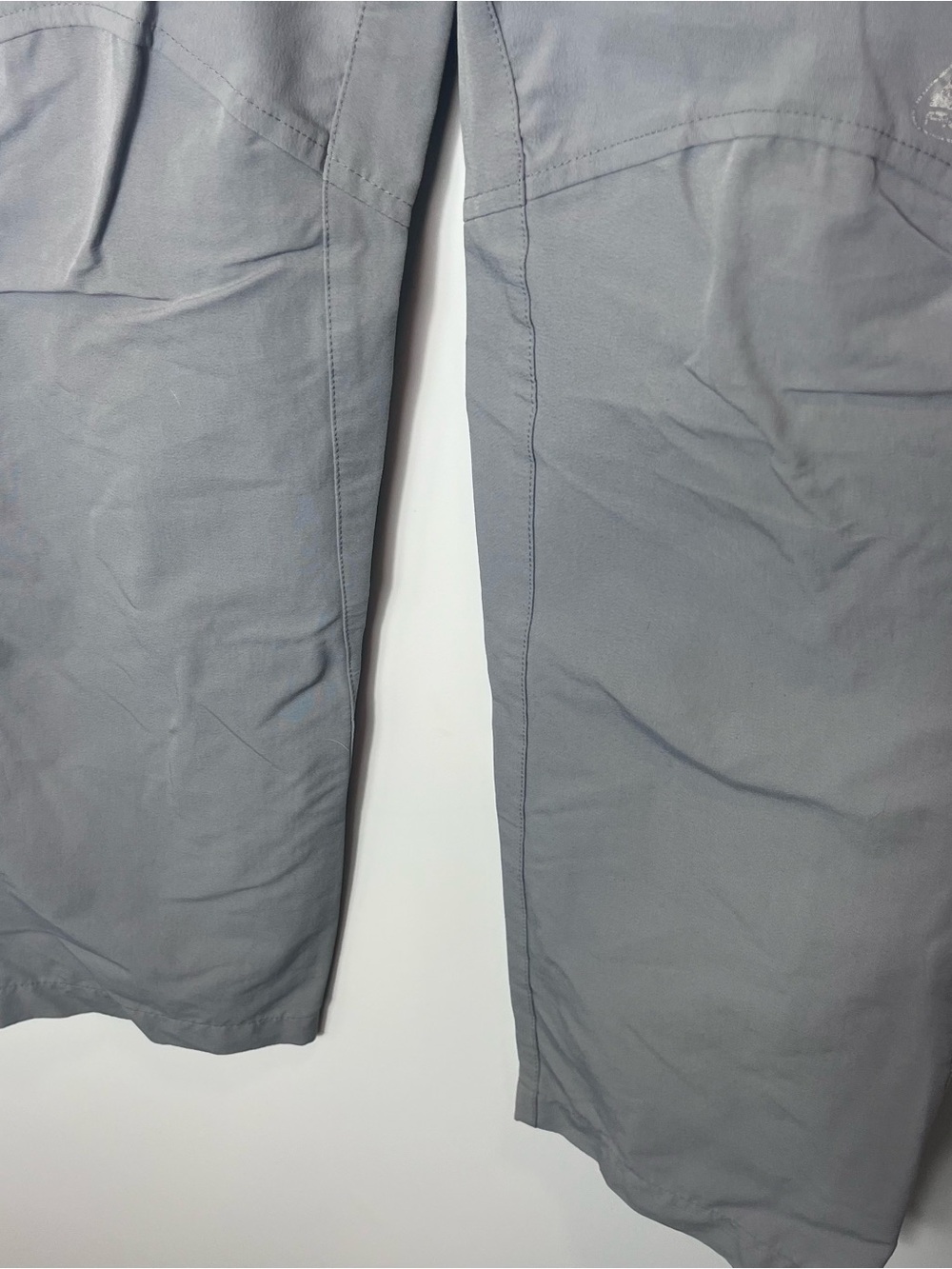 NIKE ACG DRI-FIT Women Hiking Climbing Pants Med Outdoor Gray Zip Ankle Pocket - Picture 5 of 6